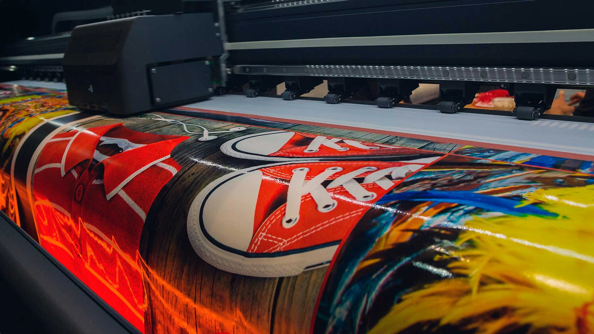 10 Resultado, Signature Products &amp; Awards Limited