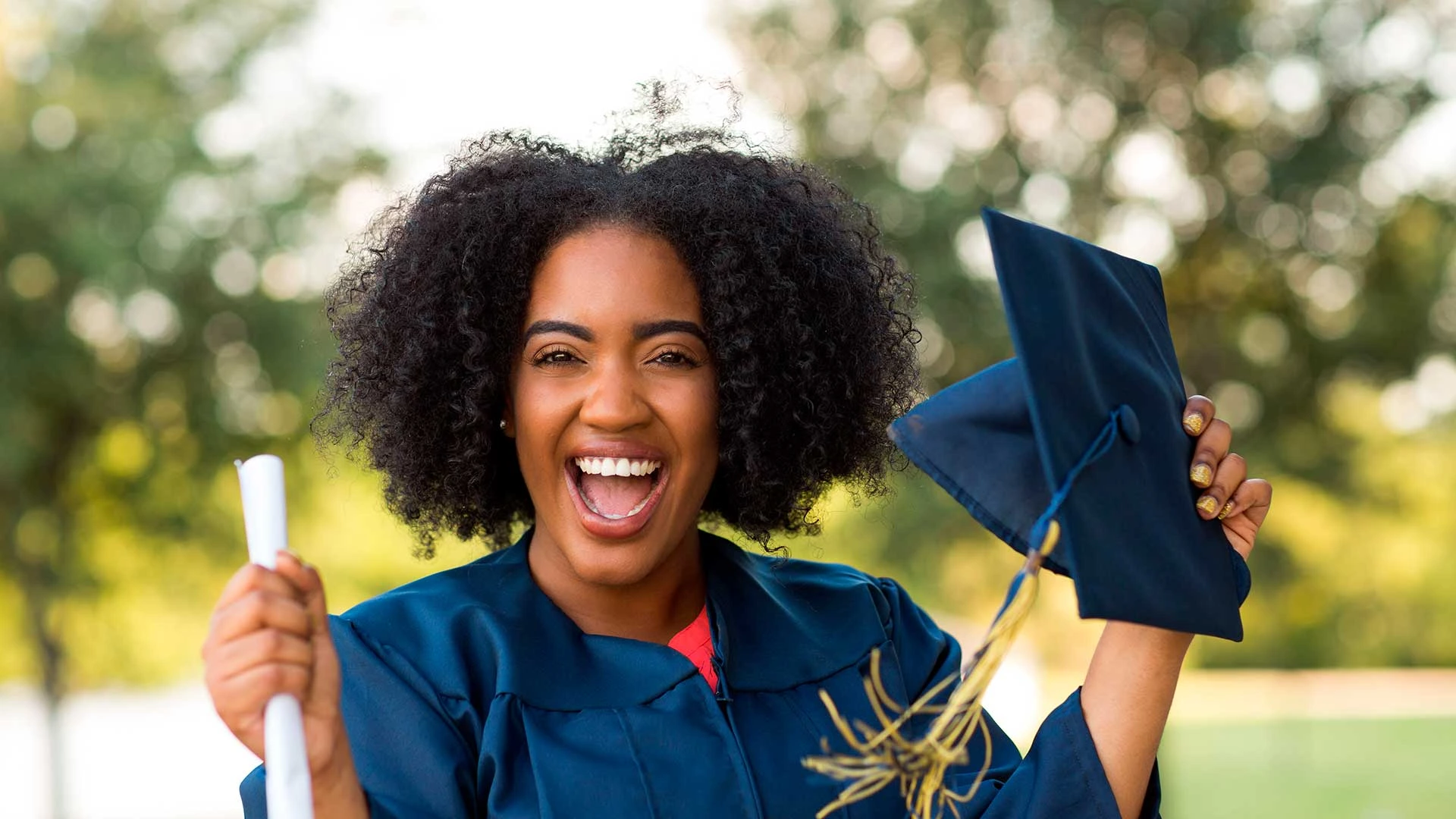 6 Resultado, Signature Products &amp; Awards Limited