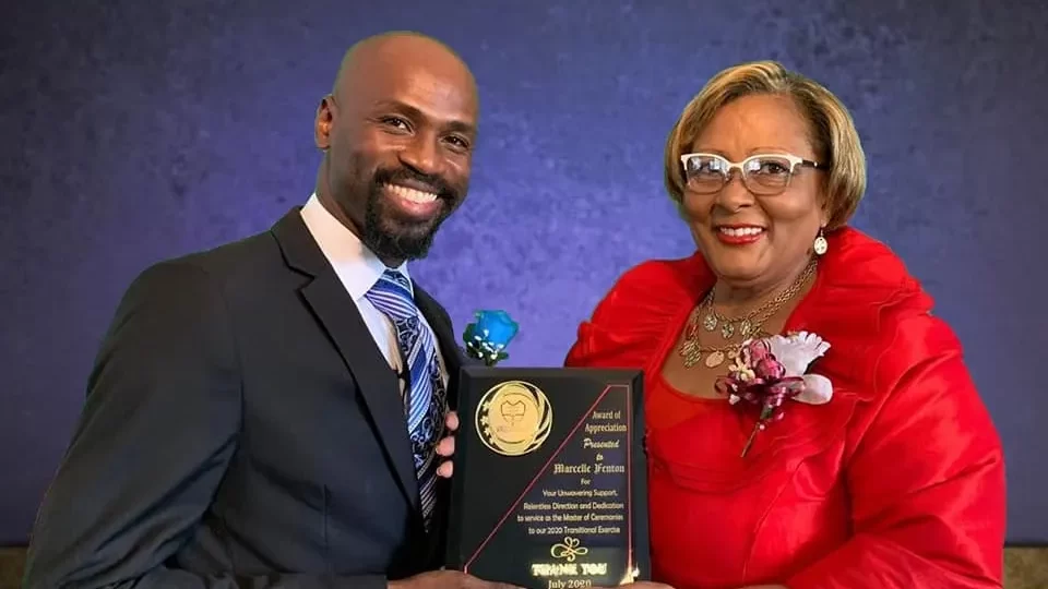 Plaque Header  Q39z4l61qdxpgwf7fownekib4ck5or6gvaaz8bulug, Signature Products &amp; Awards Limited